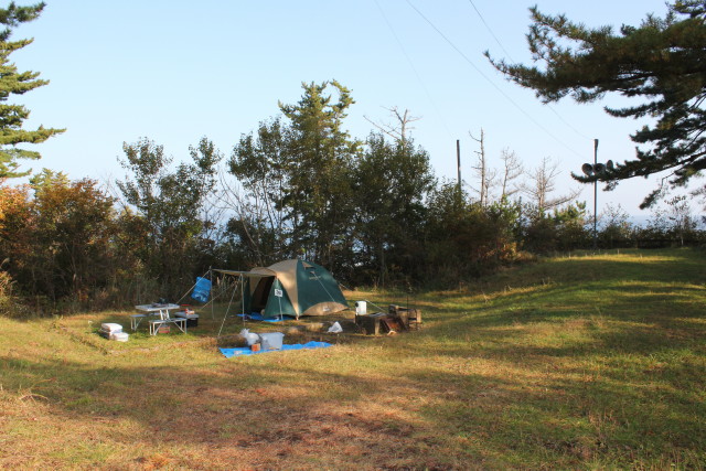 神割崎キャンプ場に設置した我が家のテント