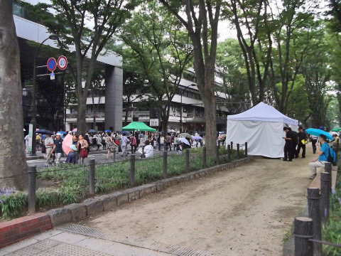 東京エレクトロンホール前でジャズフェスティバル