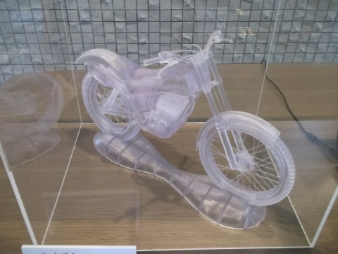 3Dプリンターで作成したバイクの模型