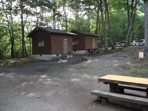 秋保二口キャンプ場のバンガロー