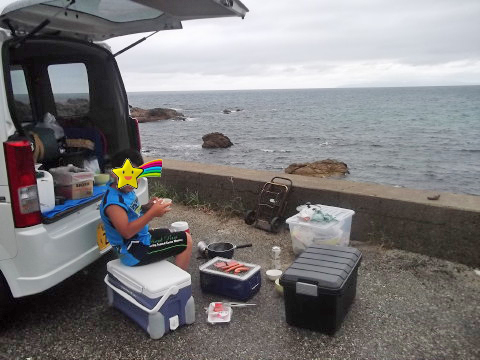 笹川流れで雨の中バーベキュー