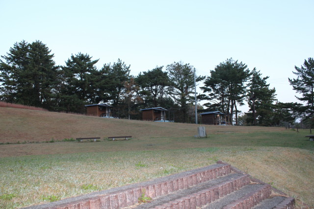 神割崎キャンプ場内のログキャビン