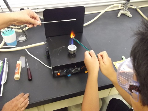 「ガラス玉を作ろう！」に挑戦