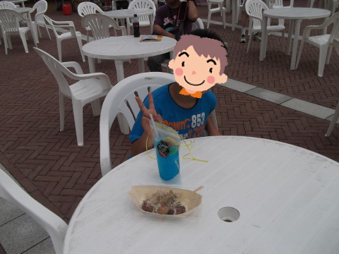 石巻ゴスペルフェスティバルの出店で買ったたこ焼き