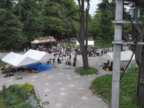 西公園のジャズフェスティバルステージ