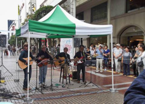 アーケードでジャズフェス