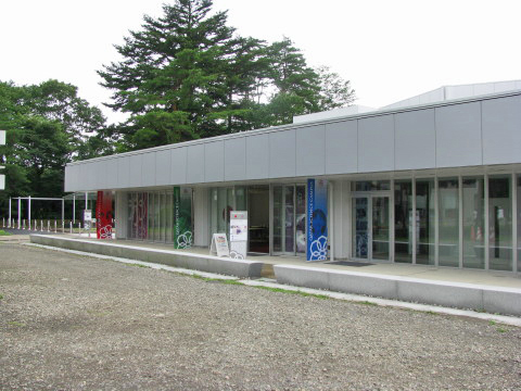 東北大学カタールサイエンスキャンパスホールの外観