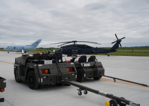 航空自衛隊松島基地に展示してあった飛行機