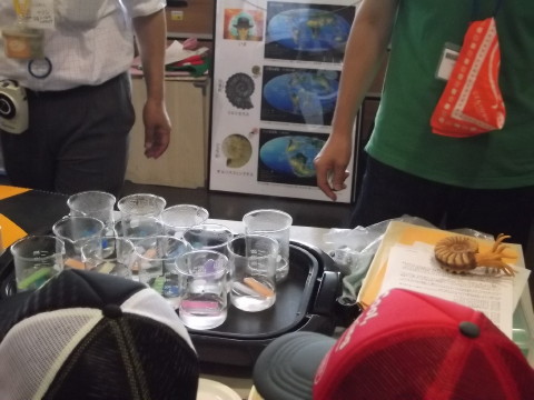 「おゆまる」を暖めて成型の準備