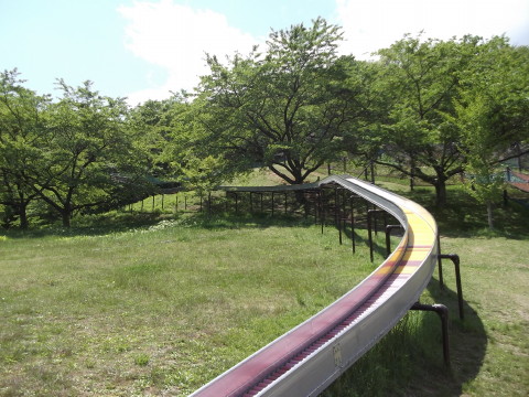 グリーンピア岩沼のローラー滑り台
