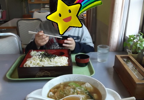 グリーンピア岩沼のレストランで食事